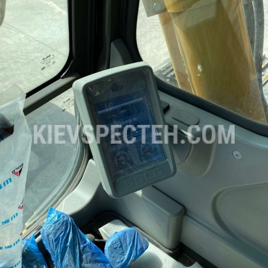 Екскаватор-навантажувач SDLG E7150F