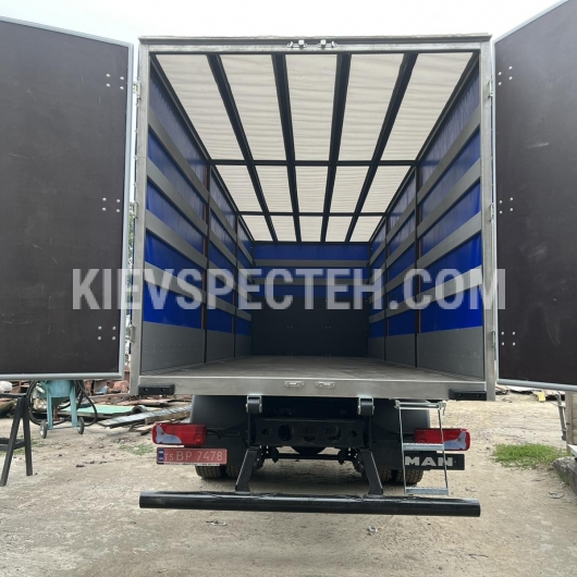 Бортовий тентований автомобіль MAN TGM 18.250 4x2