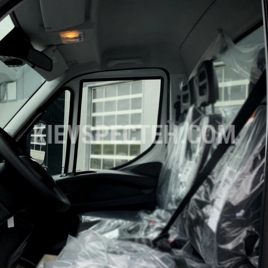 Бортовий автомобіль на шасі IVECO Daily 70C16H