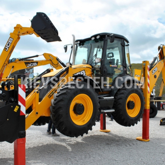 Екскаватор-навантажувач  JCB 5CX 4х4