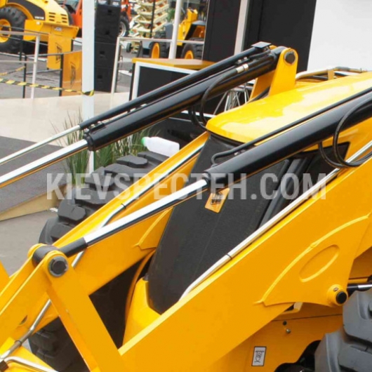Екскаватор-навантажувач  JCB 5CX 4х4