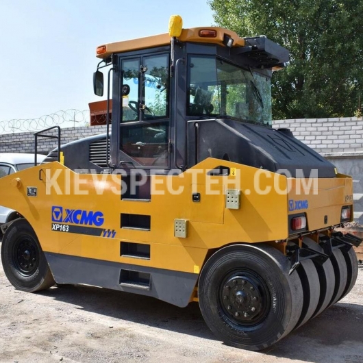 Пневмоколісний дорожний каток XCMG XP163
