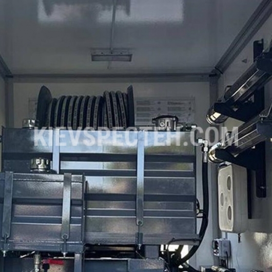 Комбінована вакумна-каналопромивна машина на базі Renault K440 6х4