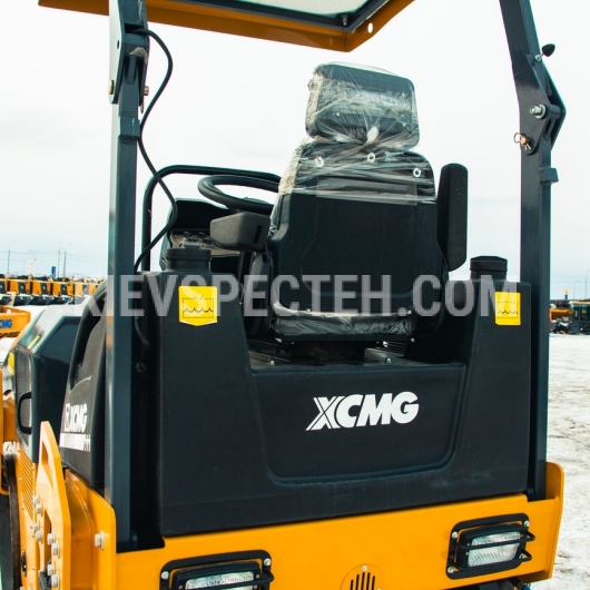 Тротуарний міні-каток XCMG XMR303