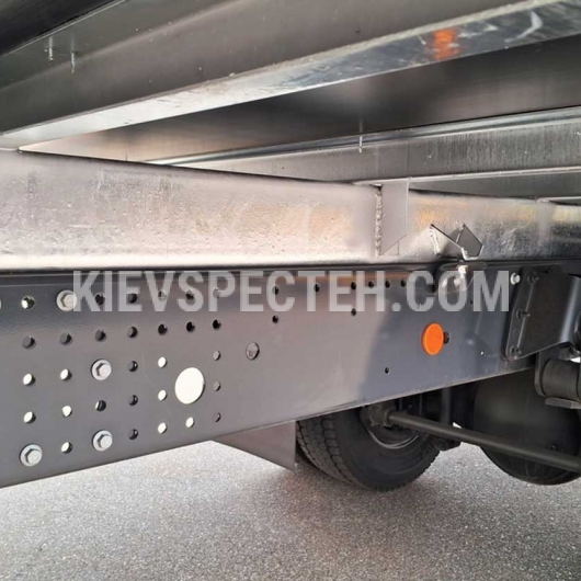 Бортовий тентований автомобіль IVECO EuroCargo ML140E22 4х2