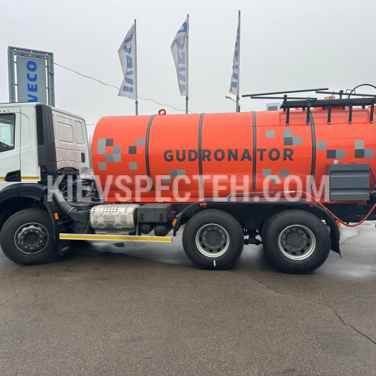 Автогудронатор на базі шасі IVECO T-WAY AD380T48 H 6х4