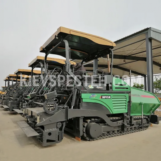 Асфальтоукладчик Shantui SRP90S