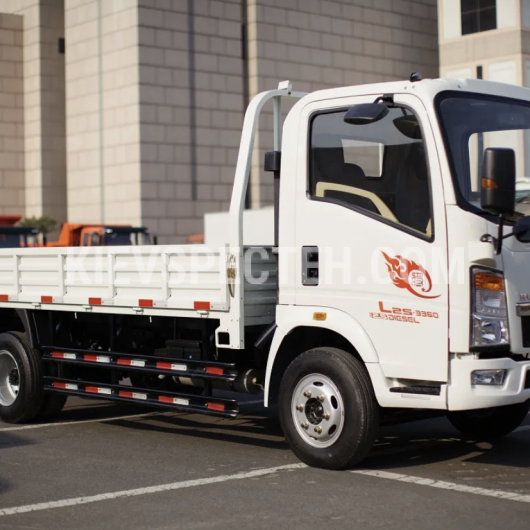 Бортовой автомобиль SINOTRUK HOWO LIGHT CARGO TRUCK 4×2