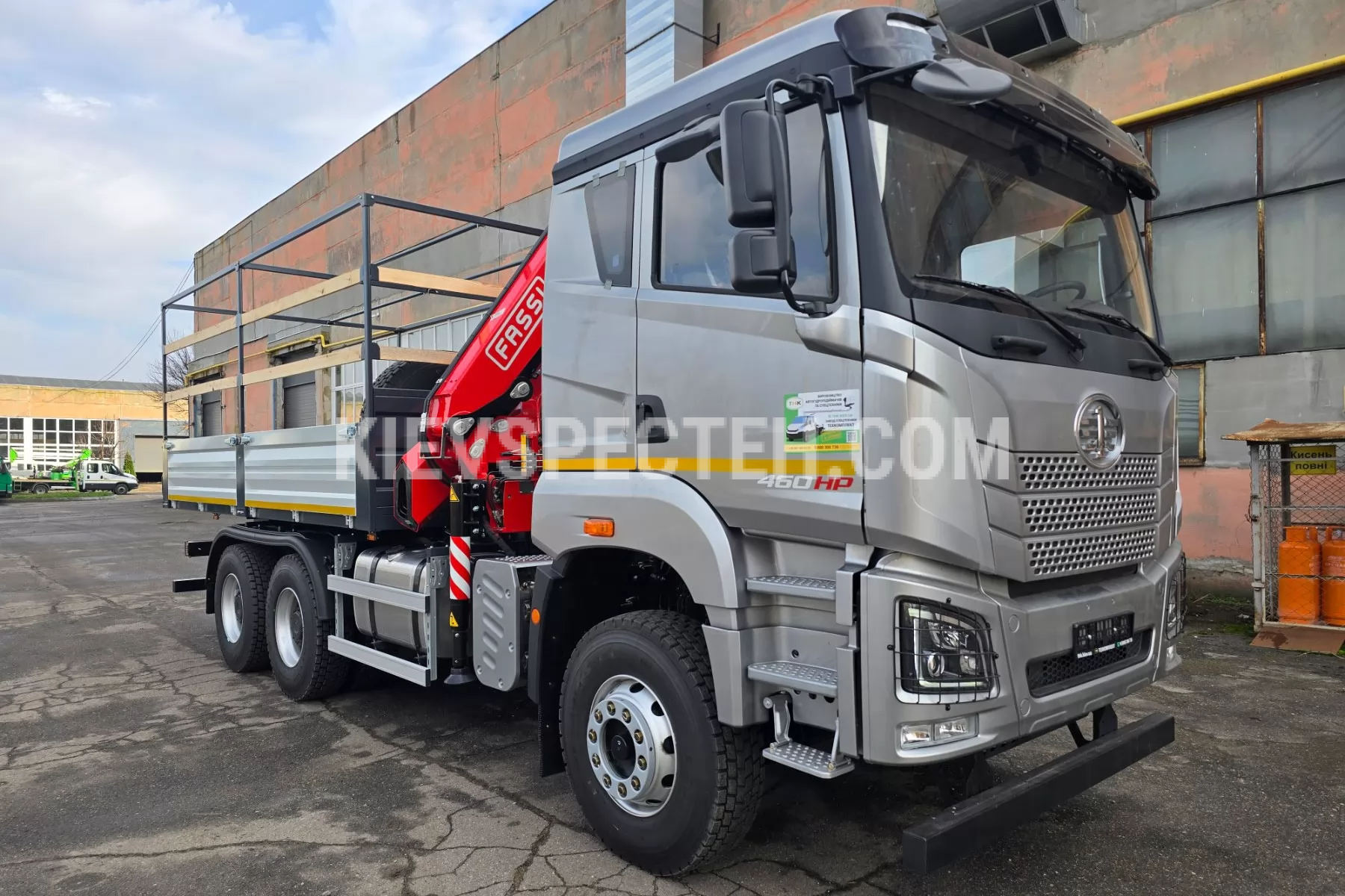 Бортовой грузовик FAW CA3250 с КМУ FASSI F165A.2
